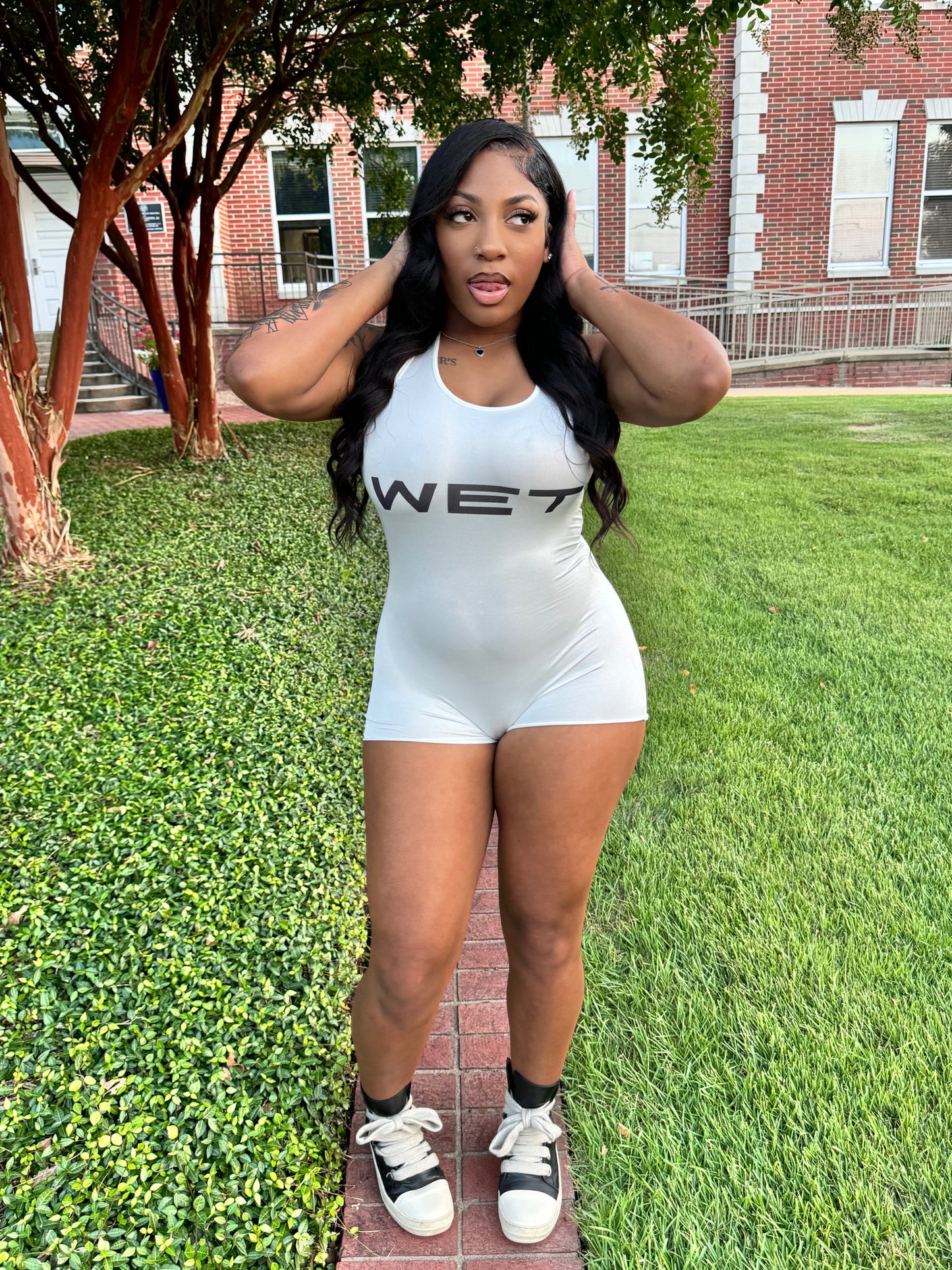 W E T romper
